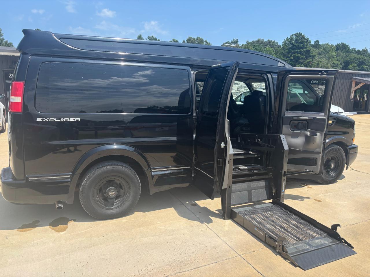 GMC Savana G2500 Extended Cargo 2019