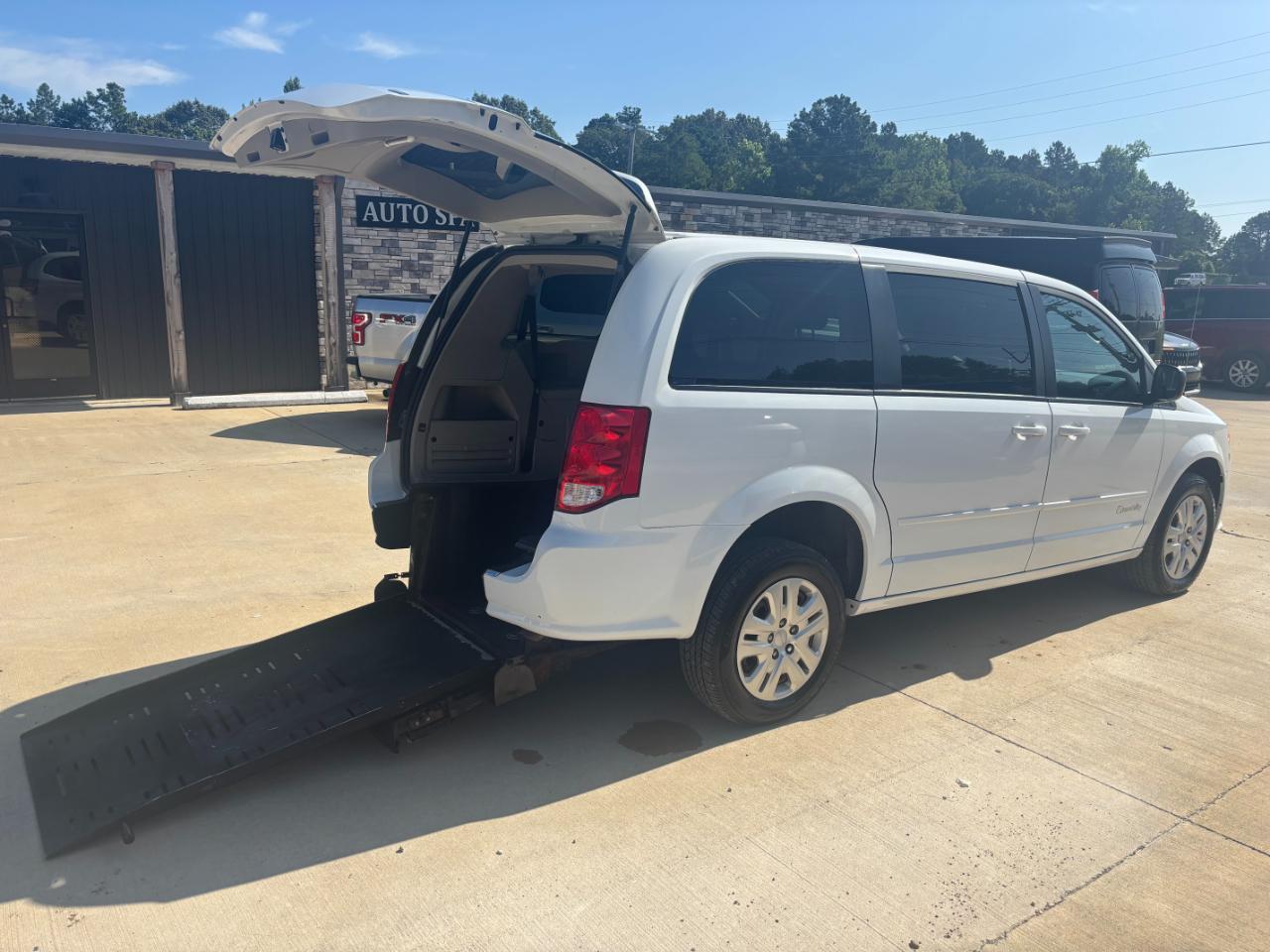 Dodge Grand Caravan SE 2017