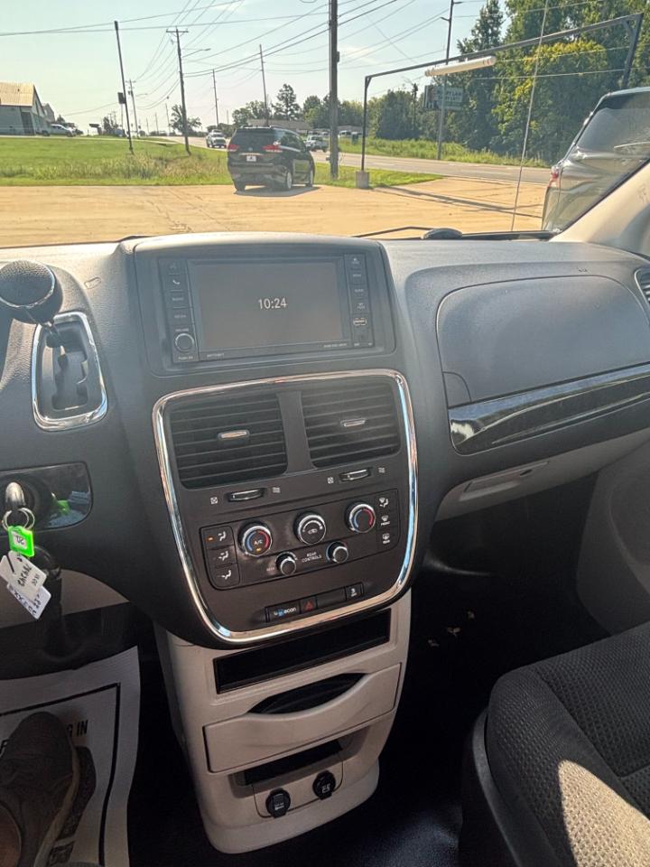Dodge Grand Caravan SE 2017