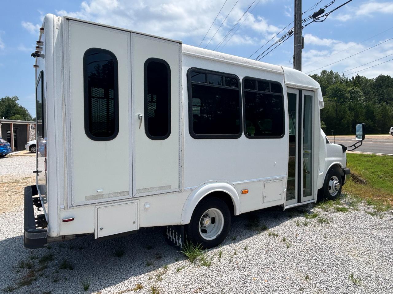 Chevrolet Express G3500 139" 2016