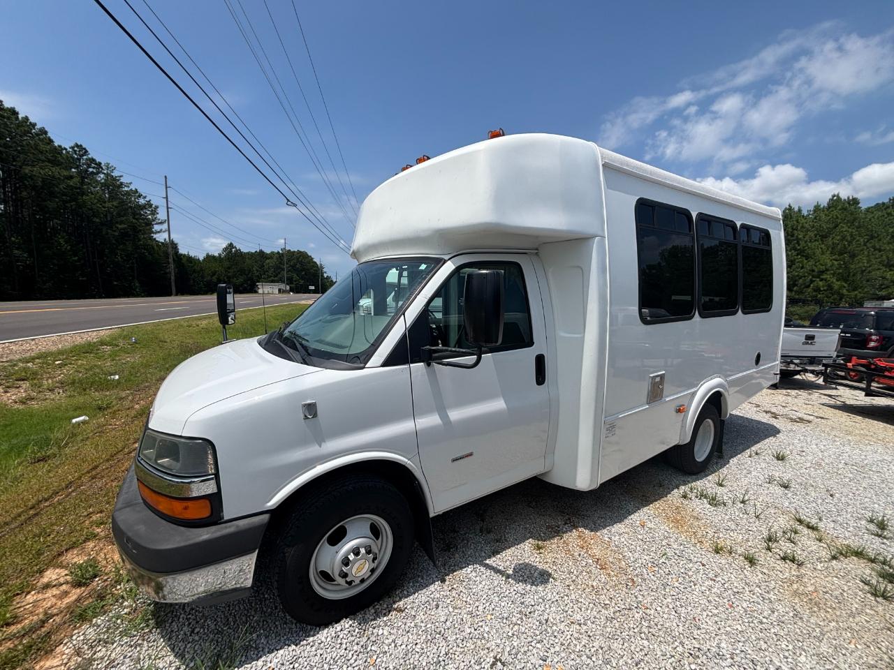 Chevrolet Express G3500 139" 2016