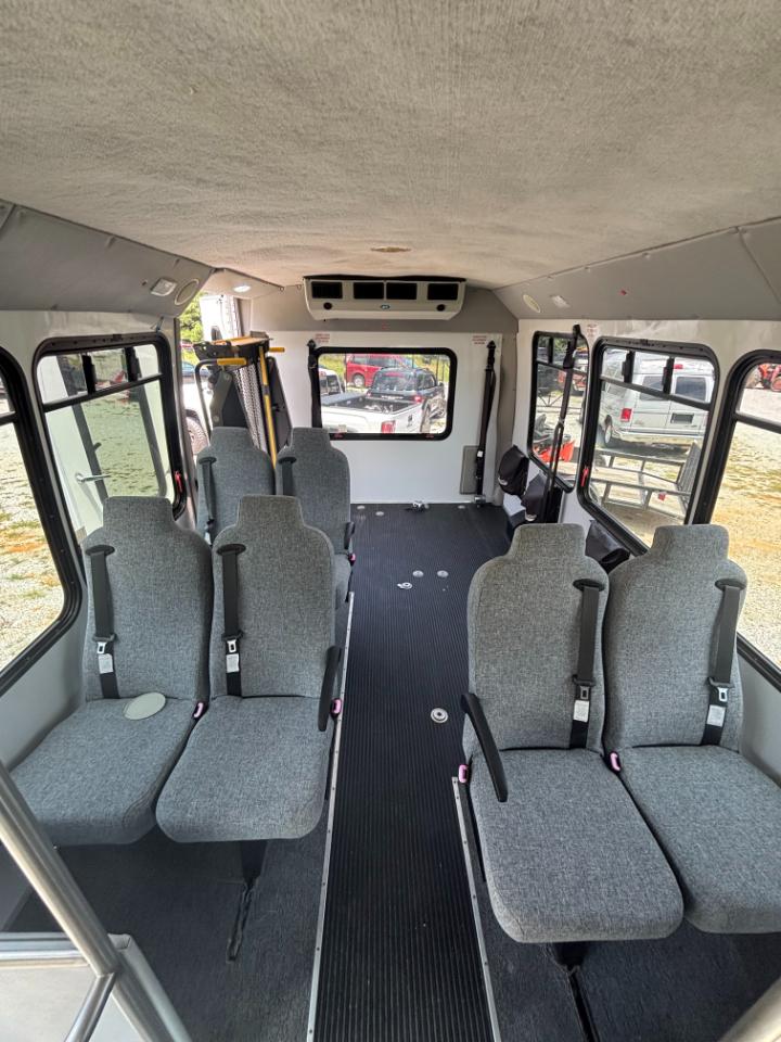 Chevrolet Express G3500 139" 2016