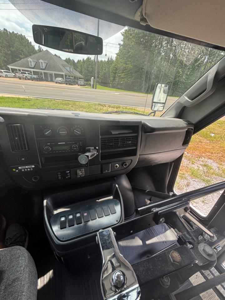 Chevrolet Express G3500 139" 2016