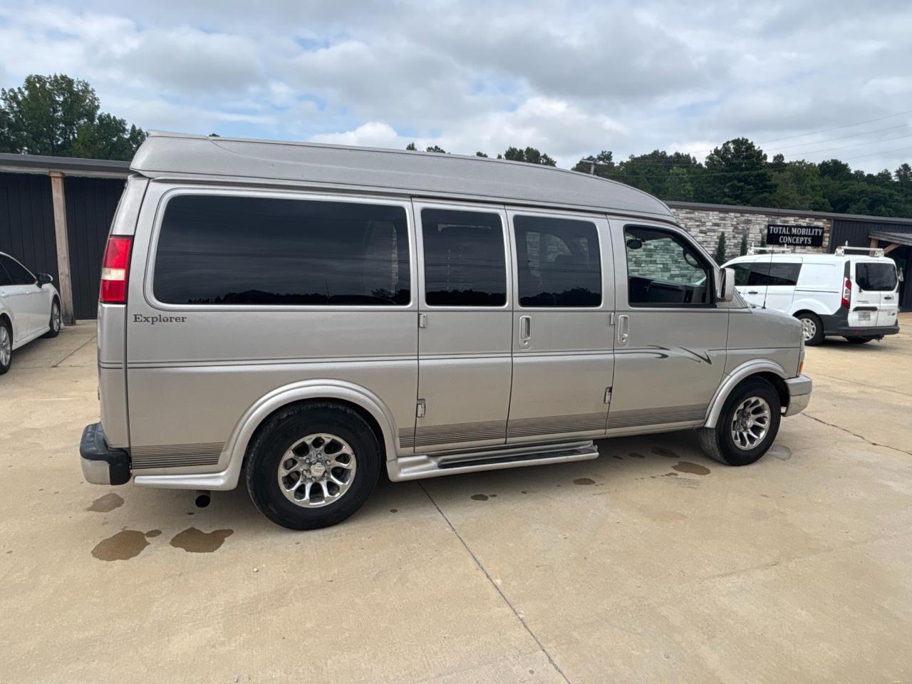 GMC Savana G1500 Cargo 2007