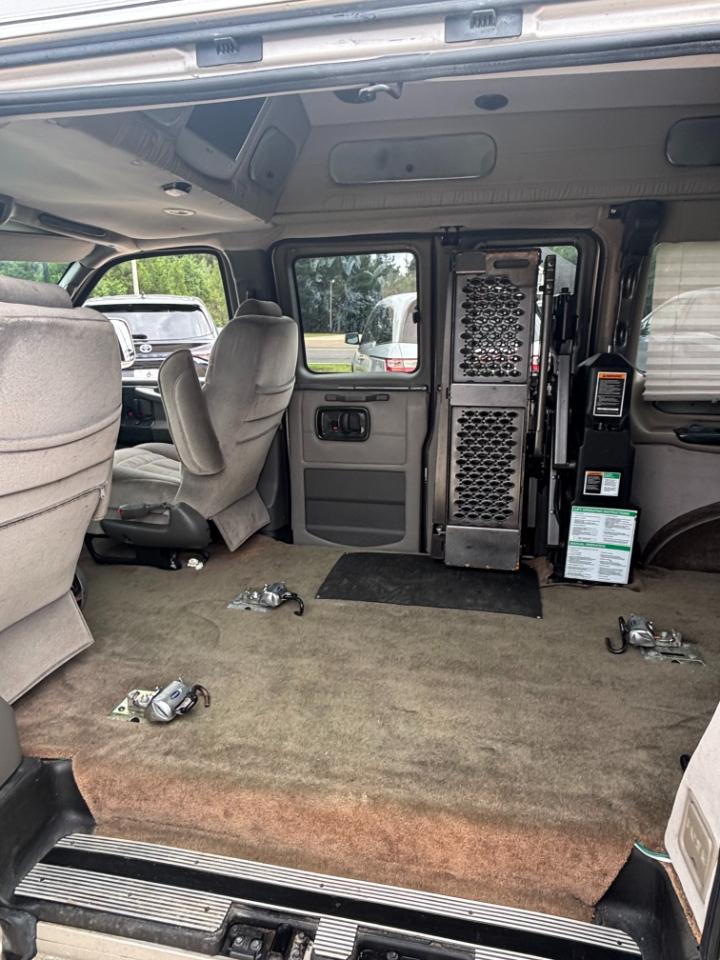 GMC Savana G1500 Cargo 2007