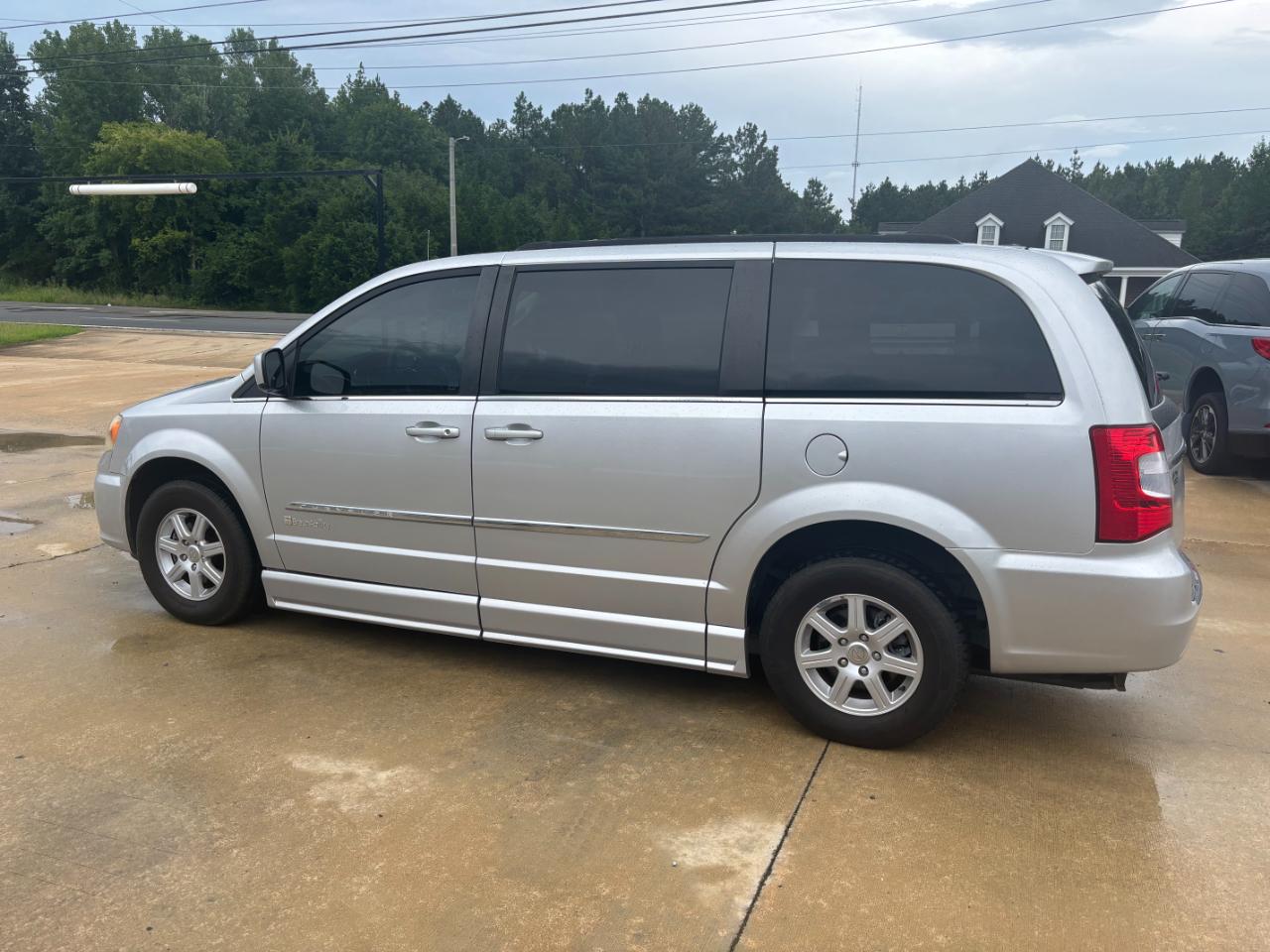 Chrysler Town & Country Touring 2011