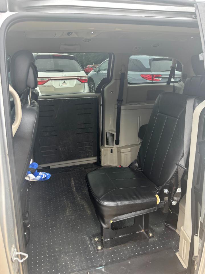 Chrysler Town & Country Touring 2011