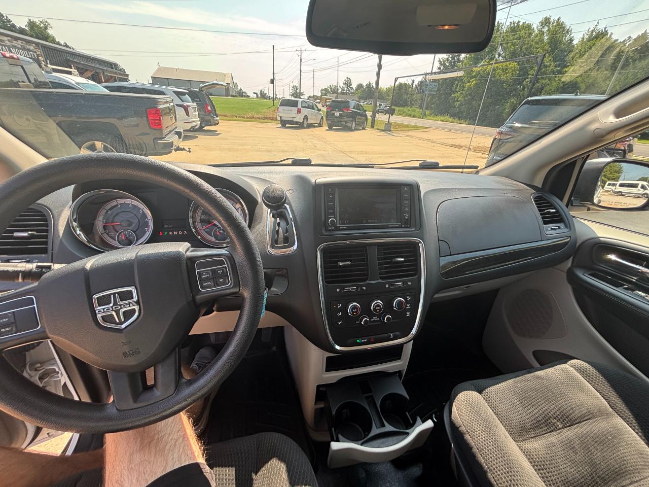 Dodge Grand Caravan SE 2019