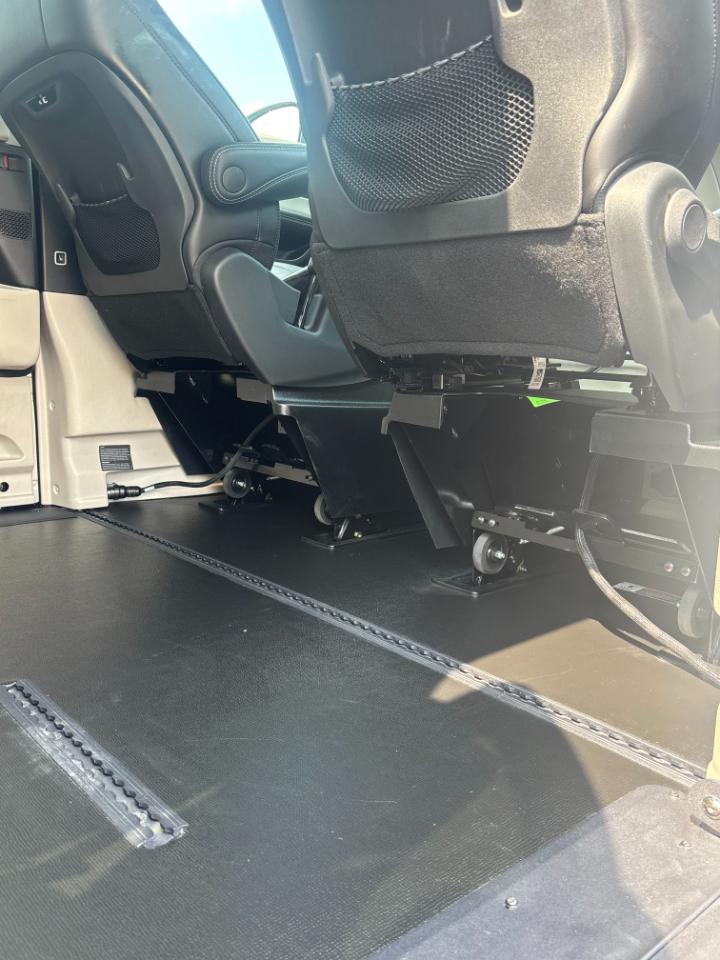 Chrysler Pacifica Touring L 2023