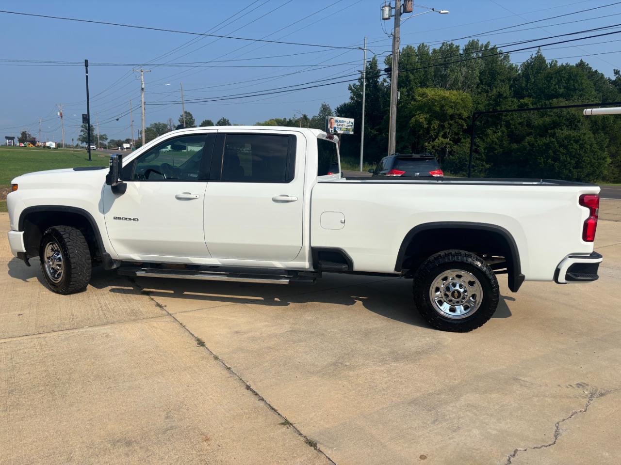 Chevrolet Silverado 2500HD LT Crew Cab Long Box 4WD 2023