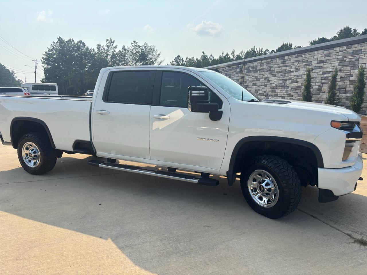 Chevrolet Silverado 2500HD LT Crew Cab Long Box 4WD 2023