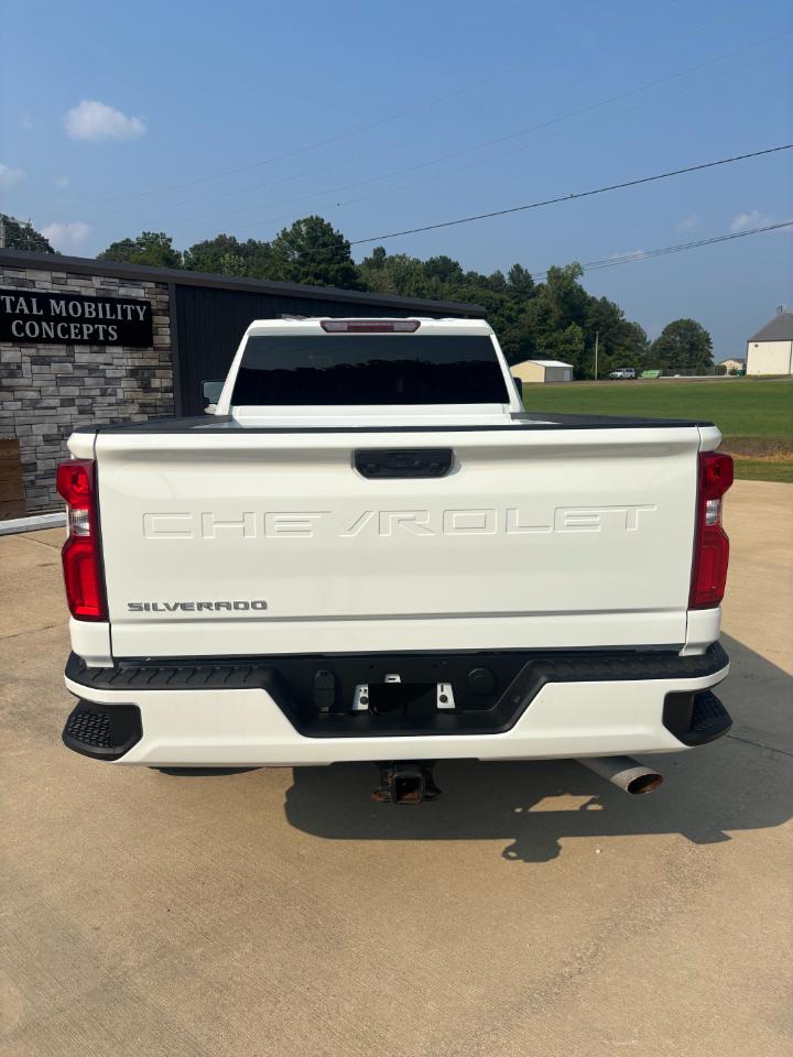 Chevrolet Silverado 2500HD LT Crew Cab Long Box 4WD 2023
