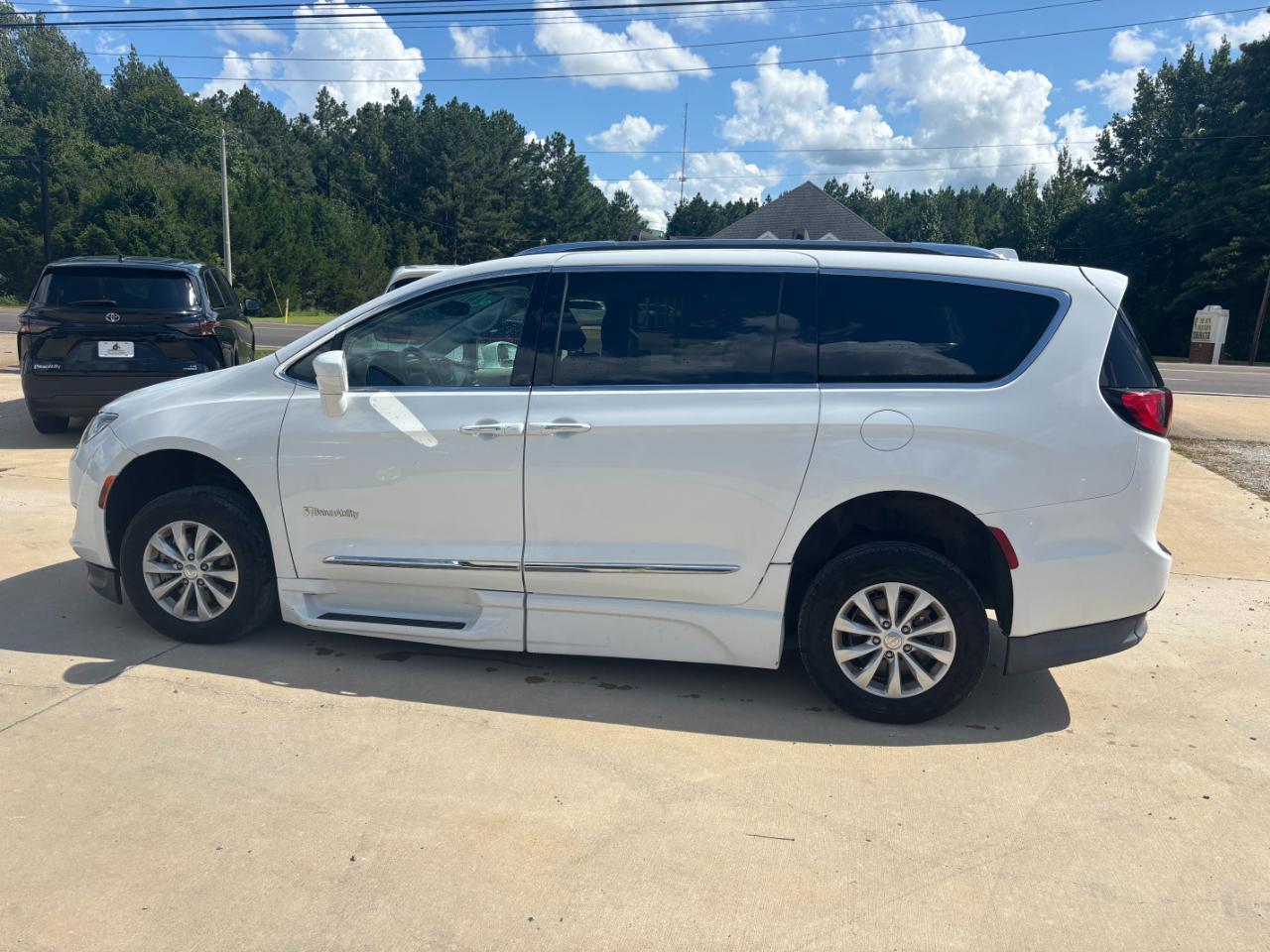 Chrysler Pacifica Touring-L 2019