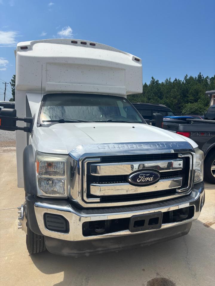 Ford F-550 Regular Cab DRW 2WD 2012