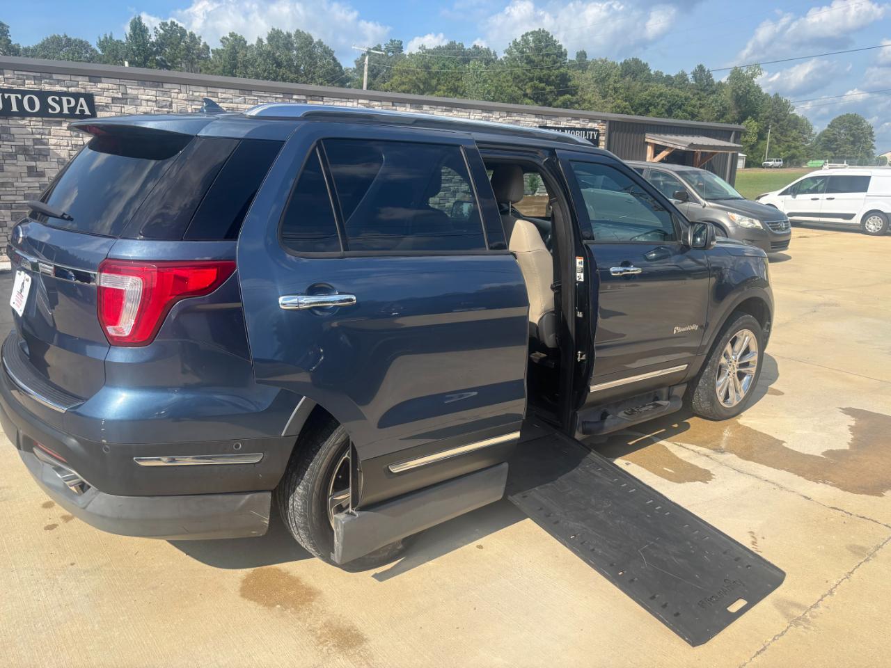 Ford Explorer Limited FWD 2019