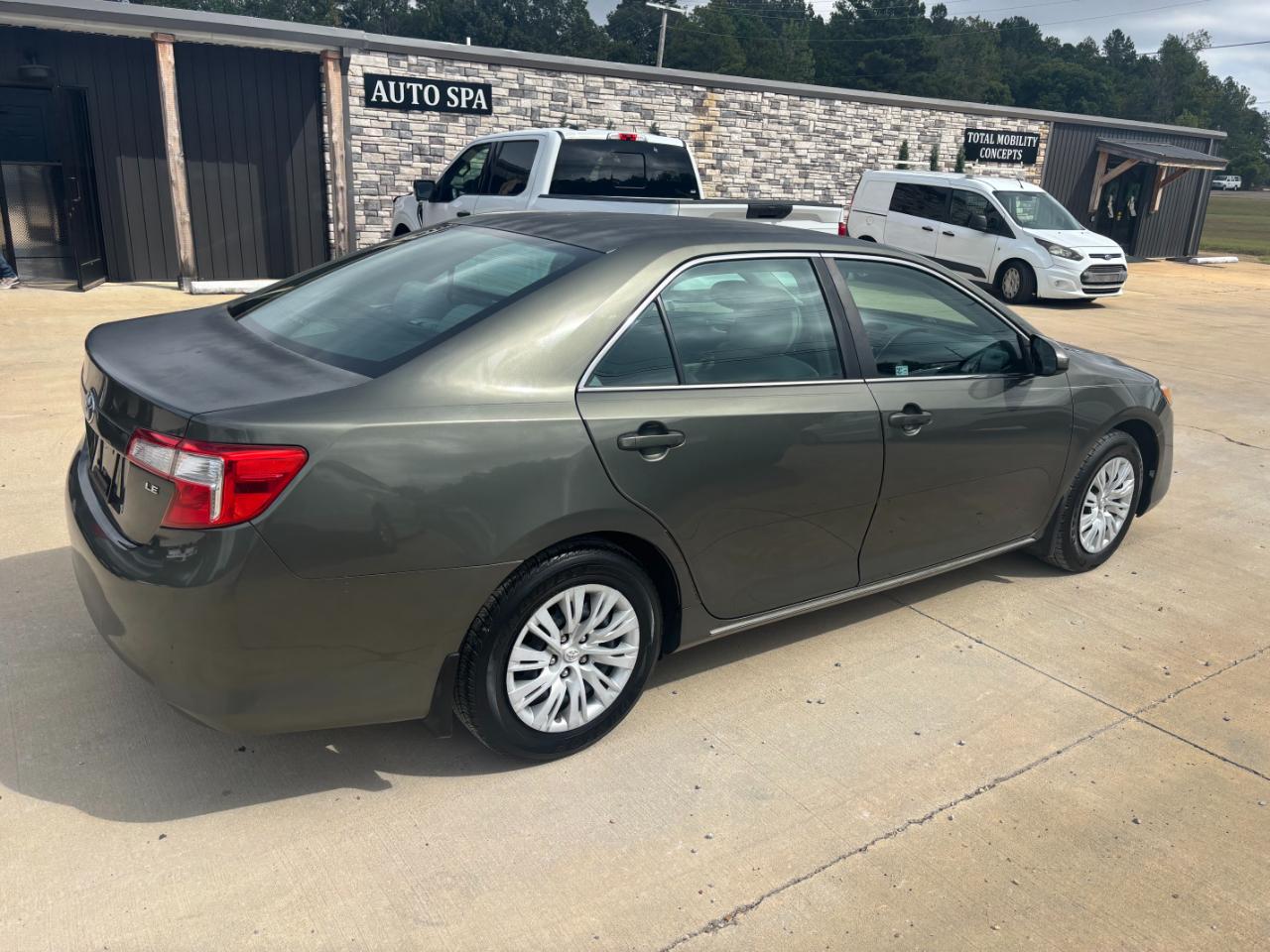Toyota Camry L 2014