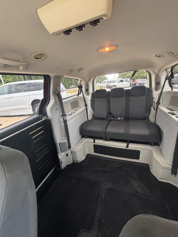 Dodge Grand Caravan SE 2009