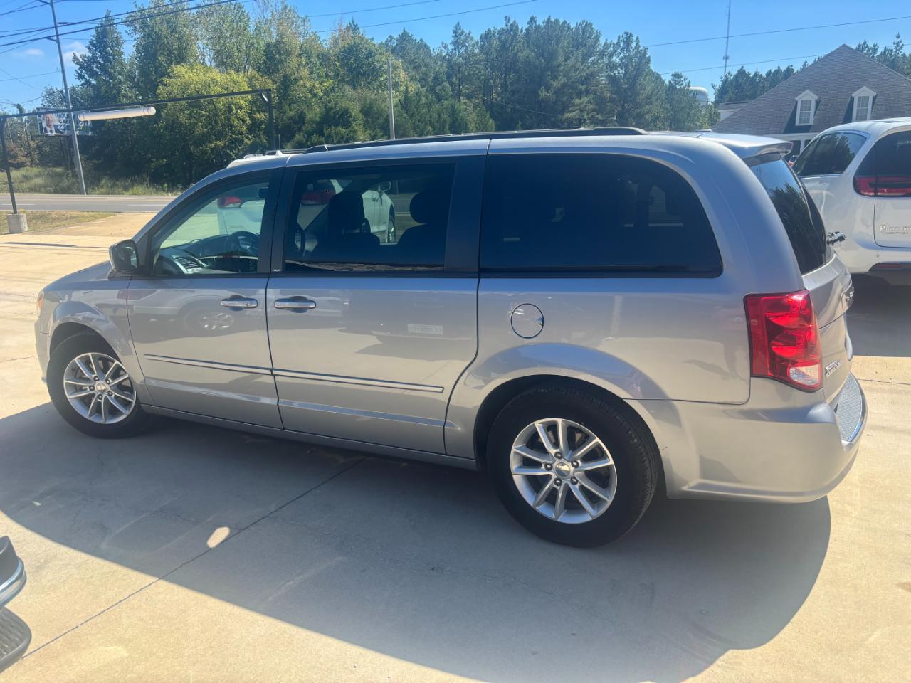 Dodge Grand Caravan SXT 2013