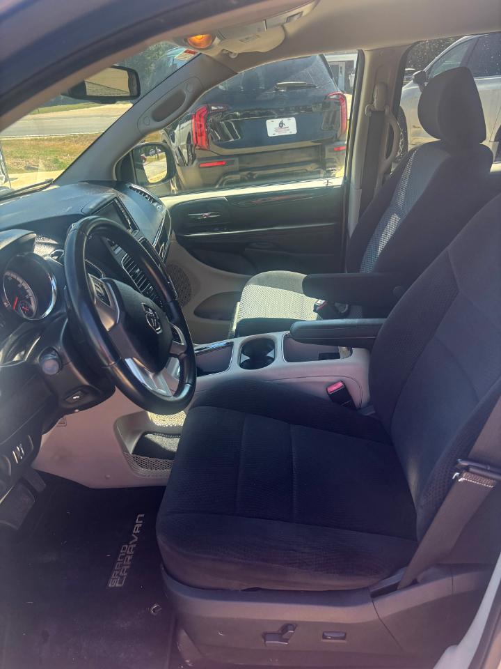 Dodge Grand Caravan SXT 2013