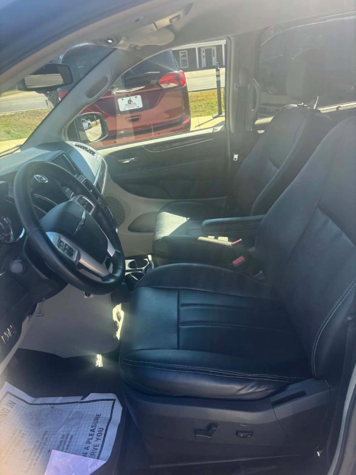 Chrysler Town & Country Touring 2015
