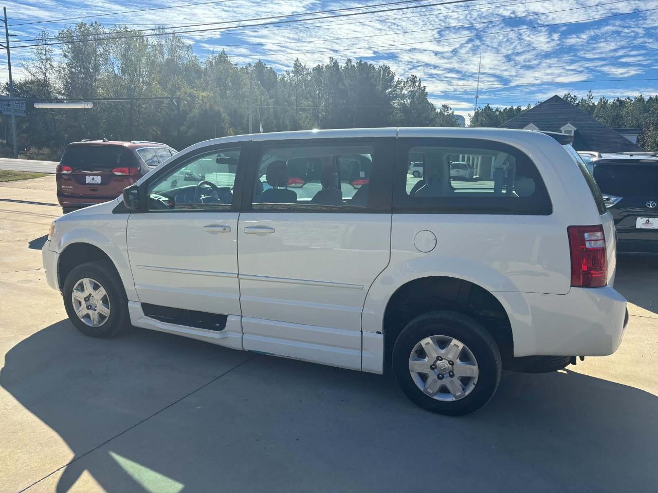Dodge Grand Caravan SE 2010
