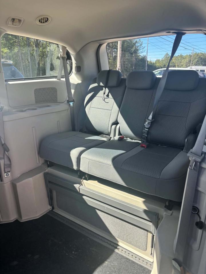 Dodge Grand Caravan SE 2010