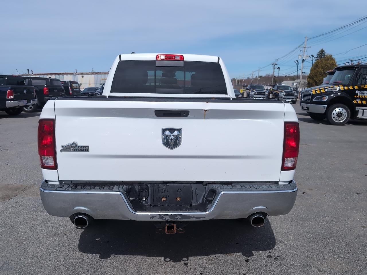 RAM 1500 2WD Quad Cab 140.5" Big Horn 2015