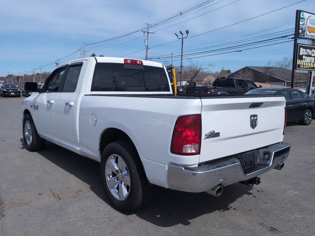 RAM 1500 2WD Quad Cab 140.5" Big Horn 2015