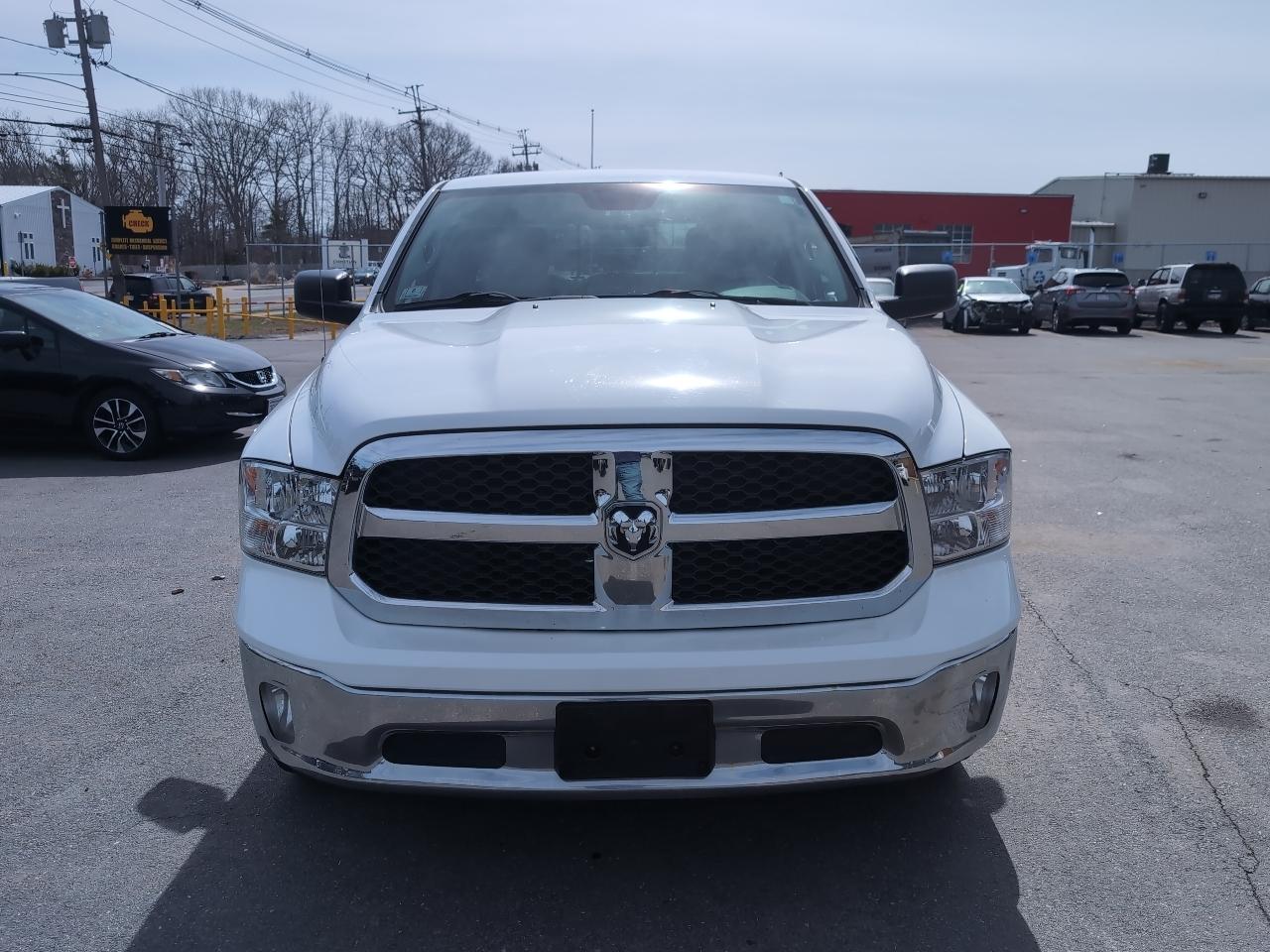 RAM 1500 2WD Quad Cab 140.5" Big Horn 2015