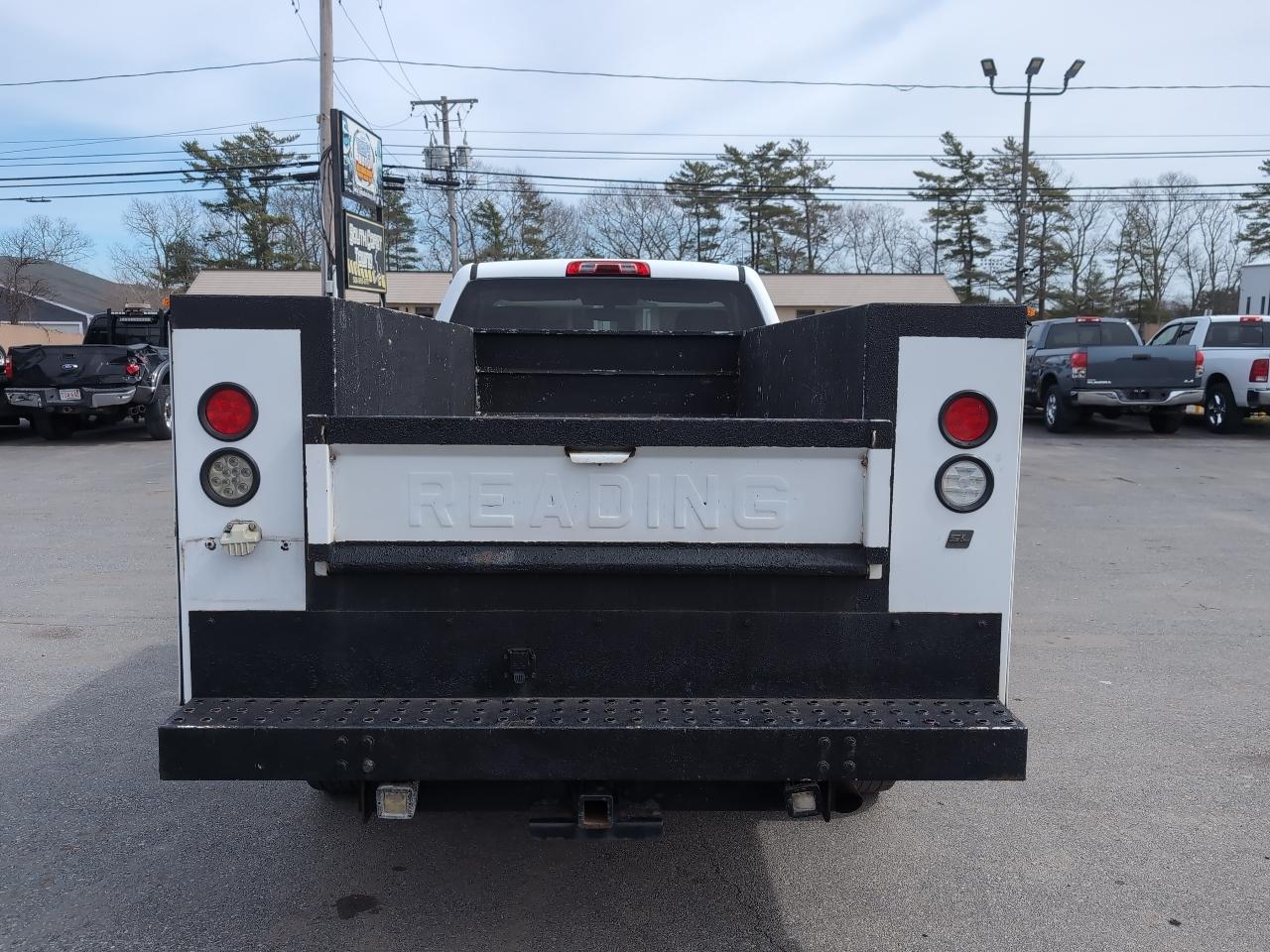 GMC Sierra 2500HD Base Long Box 4WD 2015