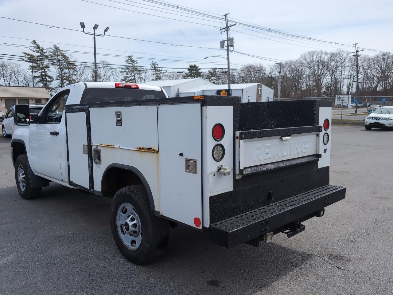 GMC Sierra 2500HD Base Long Box 4WD 2015