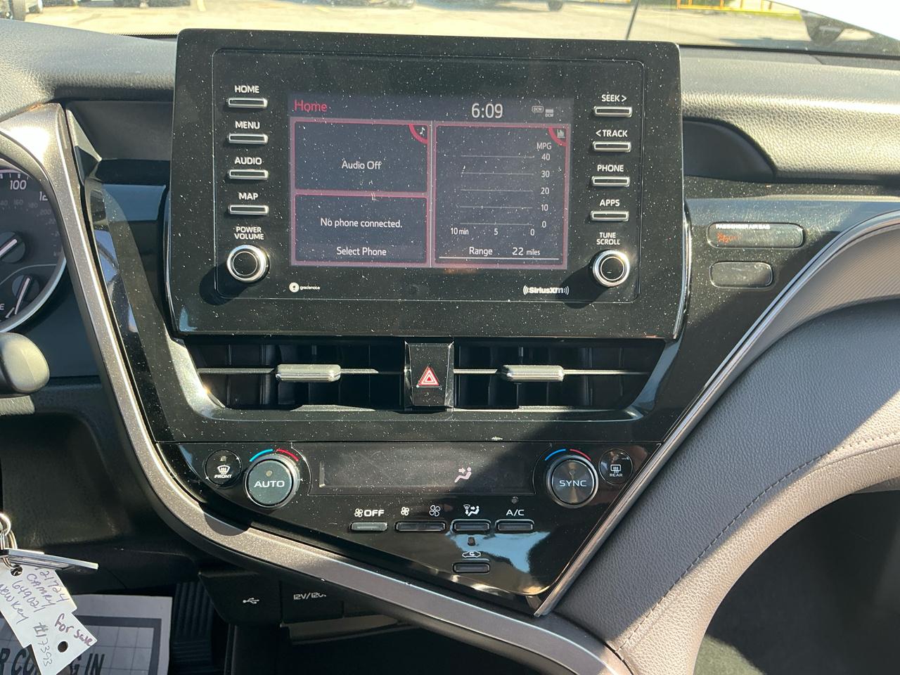 Toyota Camry LE 2022