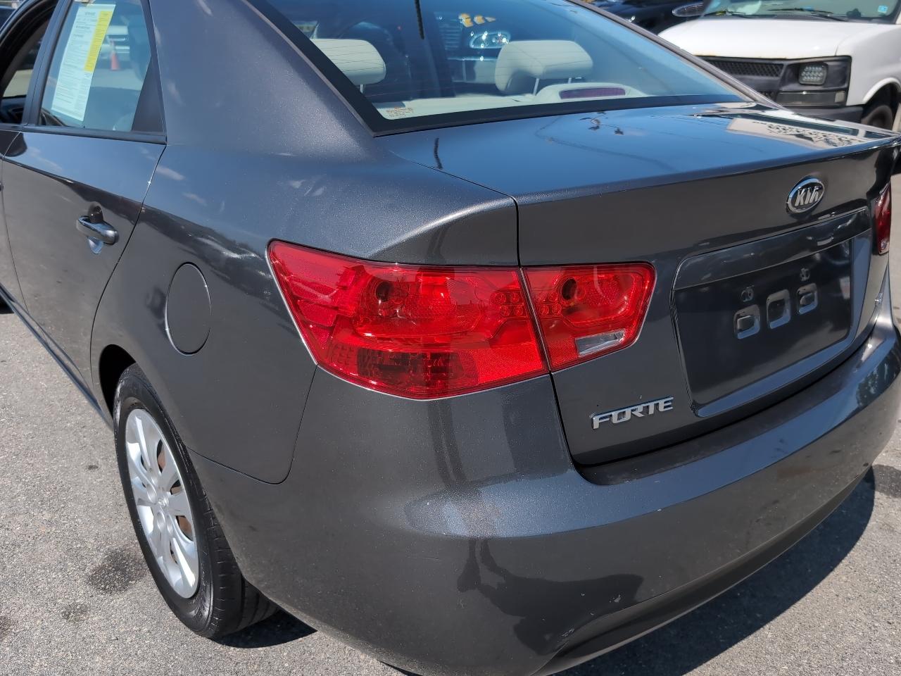 Kia Forte EX 2013