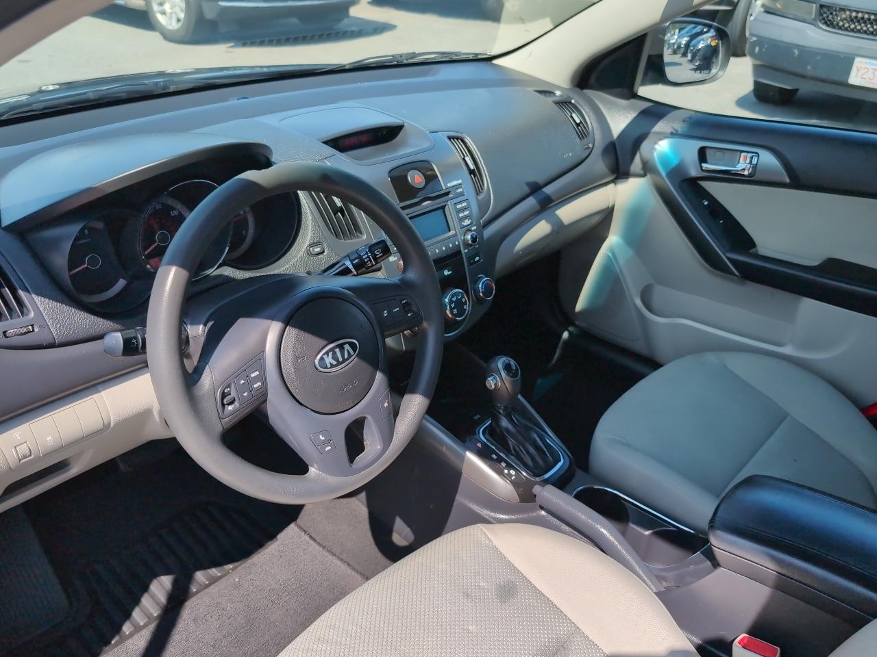 Kia Forte EX 2013