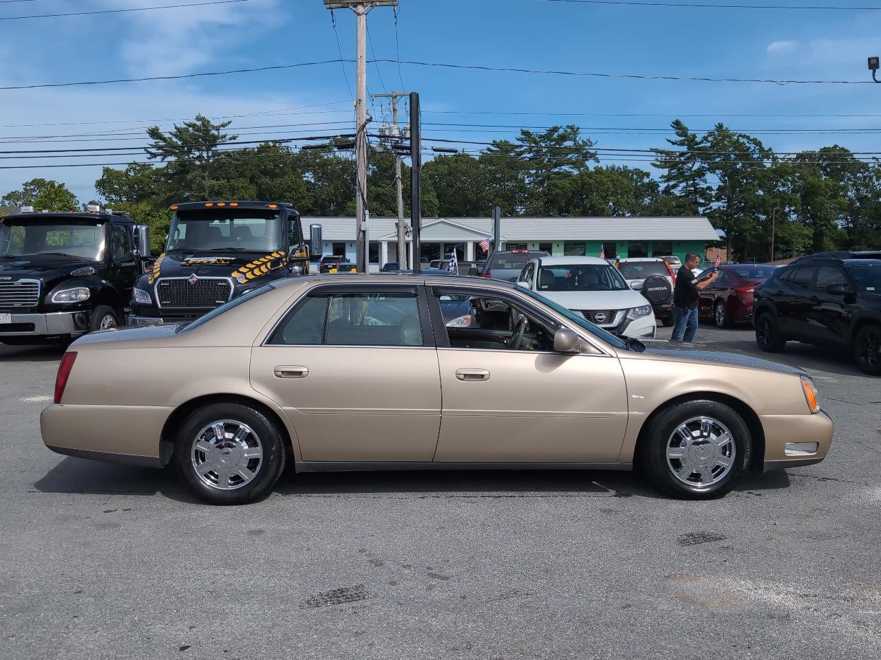 Cadillac DeVille Sedan 2005