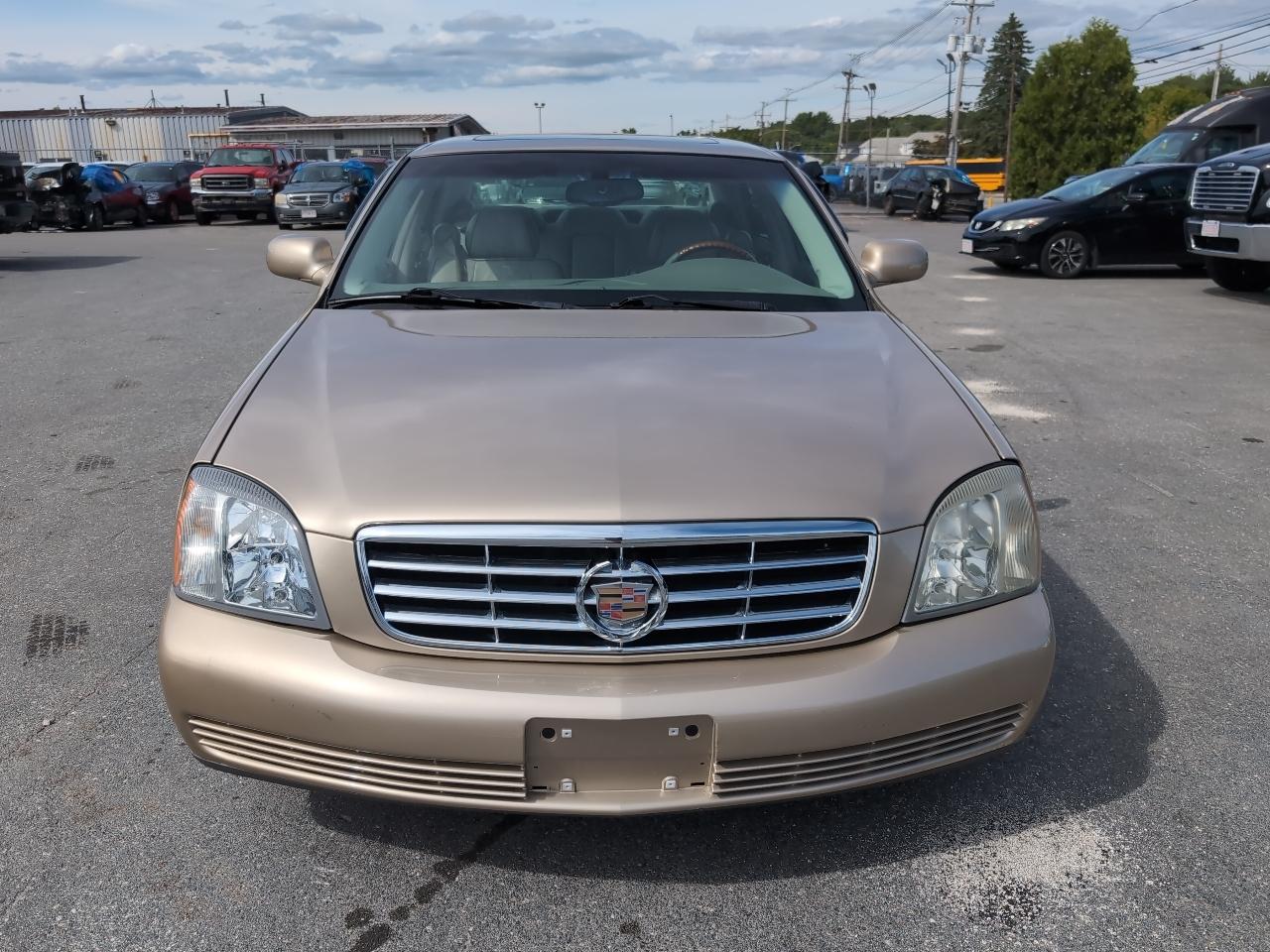 Cadillac DeVille Sedan 2005