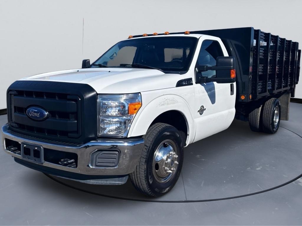 2015 Ford Super Duty F-350 DRW 2WD Reg Cab 165" WB 84" CA XL