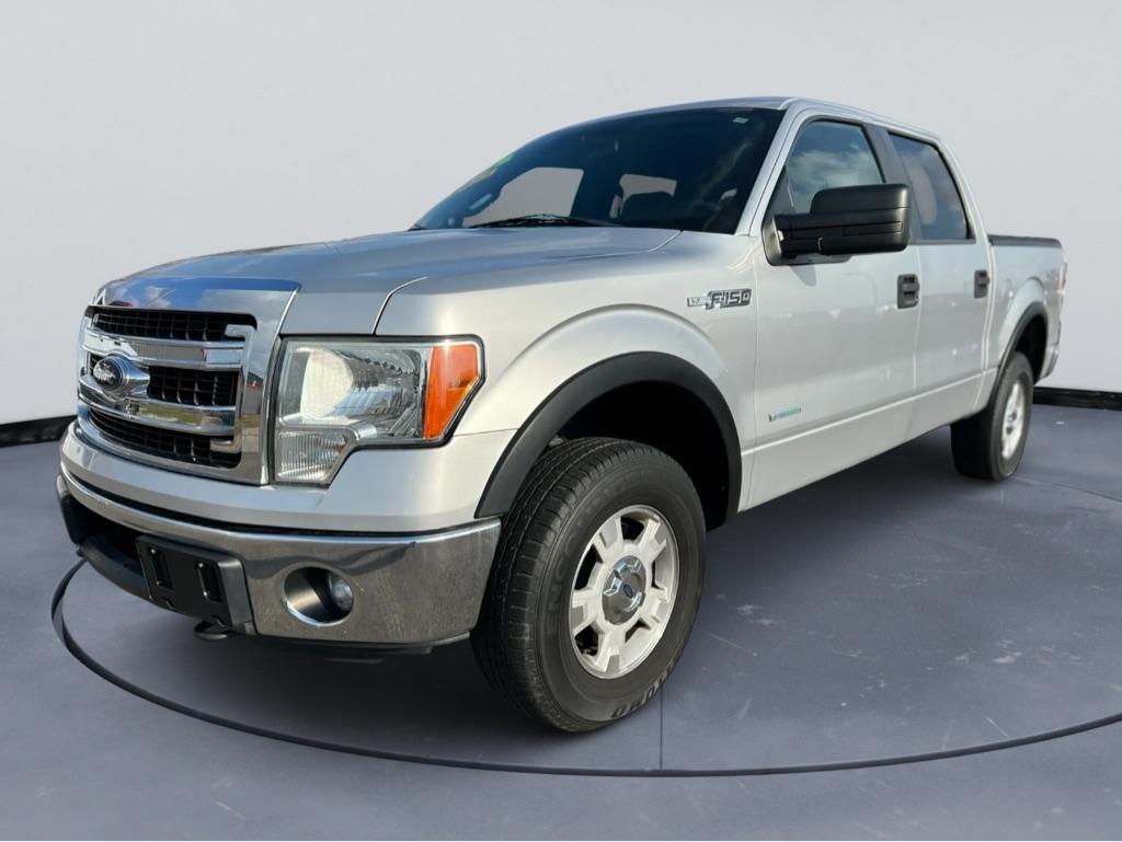 2014 Ford F-150 4WD SuperCrew 145" XL