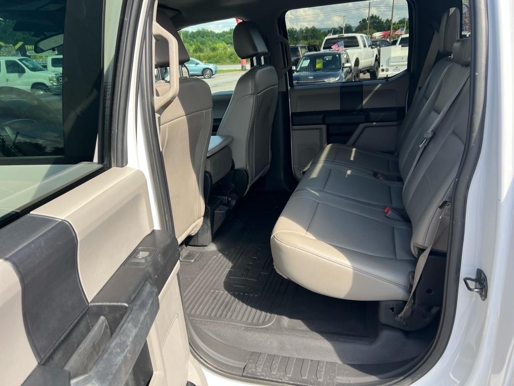 2018 Ford F-350 Super Duty Chassis Cab XL - Photo 7