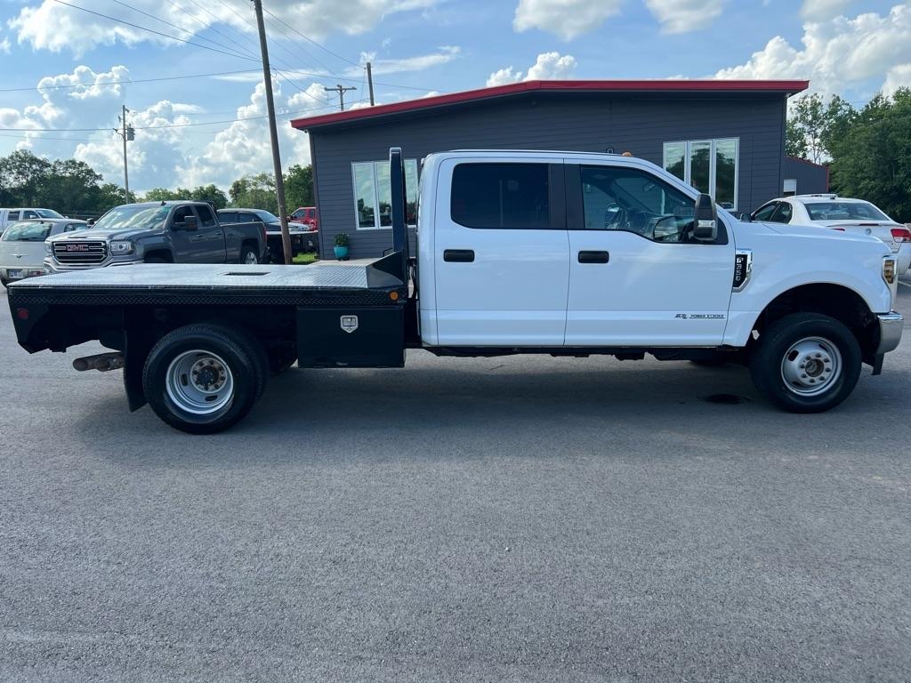 2018 Ford F-350 Super Duty Chassis Cab XL - Photo 12
