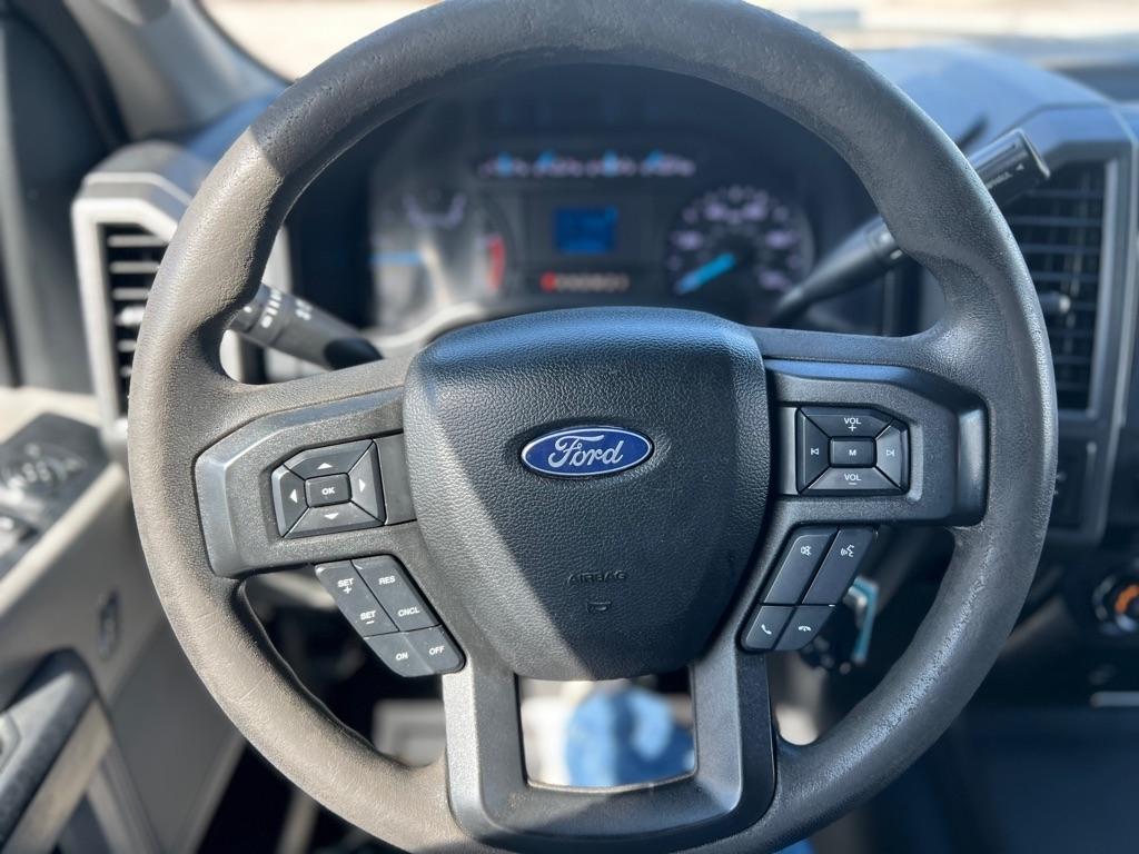 2018 Ford F-350 Super Duty Chassis Cab XL - Photo 19
