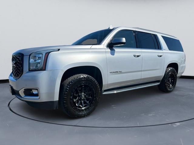Silver 2019 GMC Yukon XL SLT 4WD SUV / Crossover Four-Wheel Drive Automatic