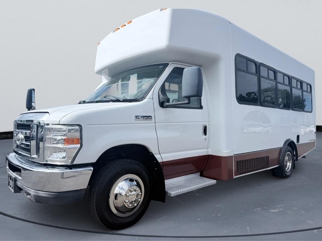 2015 Ford Econoline Commercial Cutaway E-450 Super Duty 176" DRW