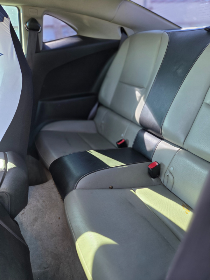 Chevrolet Camaro 2LT Coupe 2011