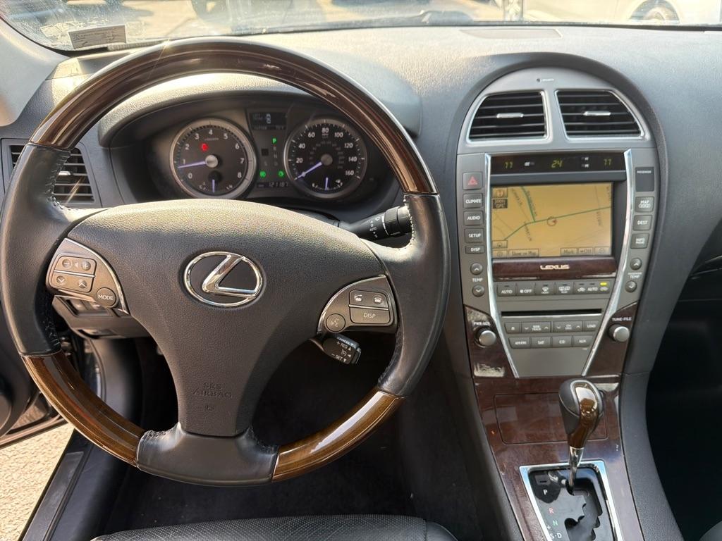 Lexus ES 350  2011