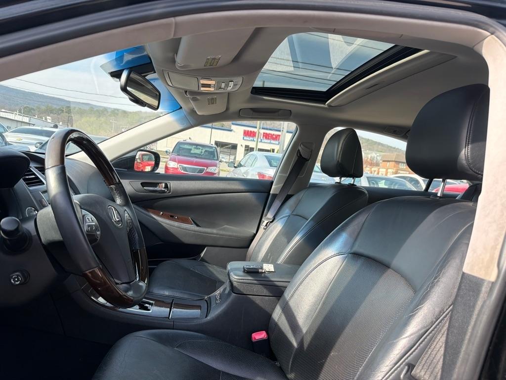 Lexus ES 350  2011