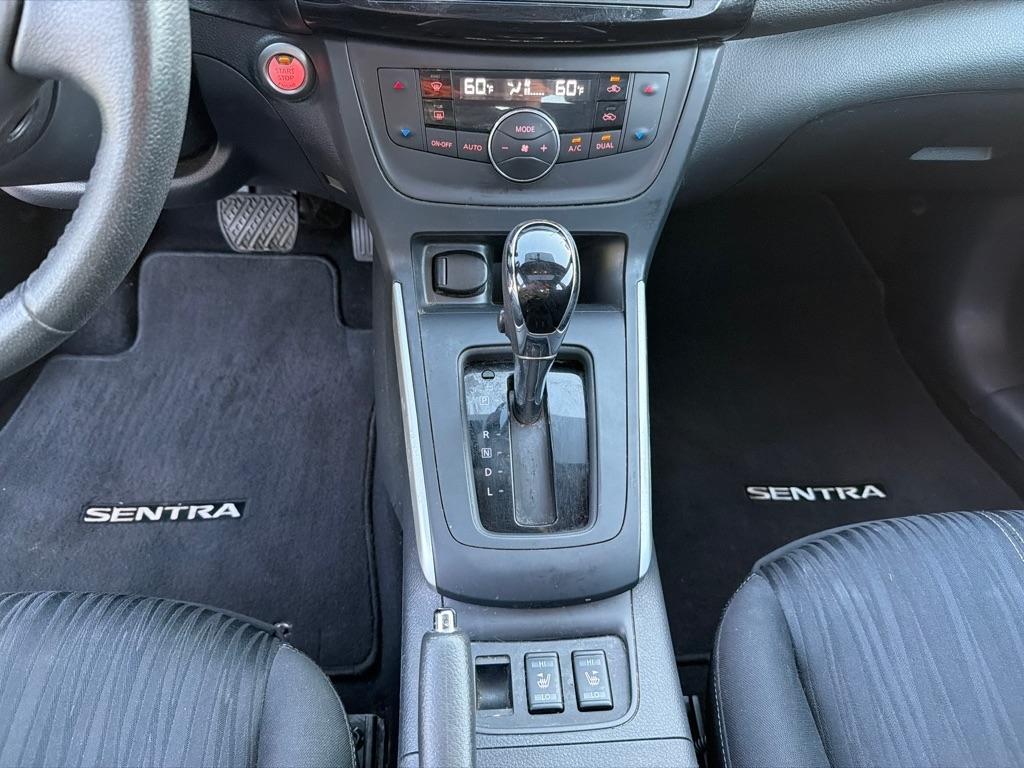 Nissan Sentra  2019