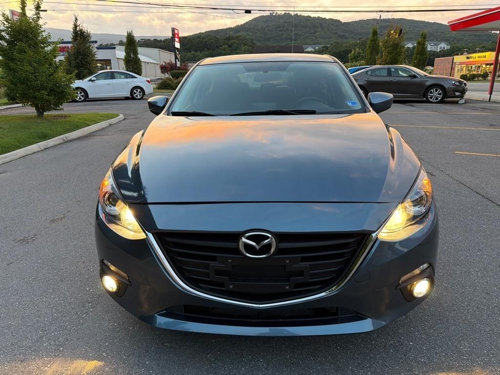 Mazda MAZDA3  2015