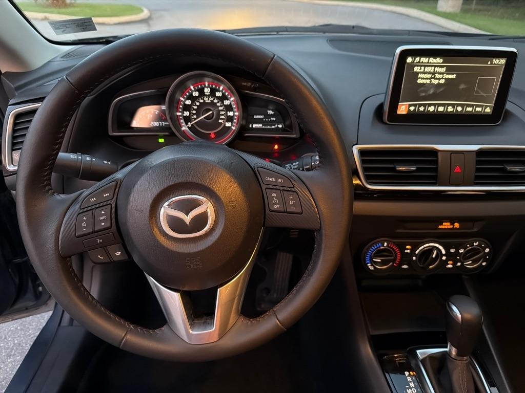 Mazda MAZDA3  2015