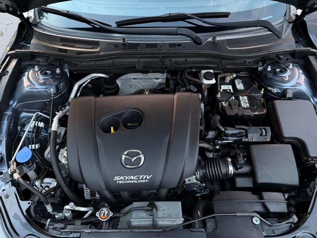 Mazda MAZDA3  2015